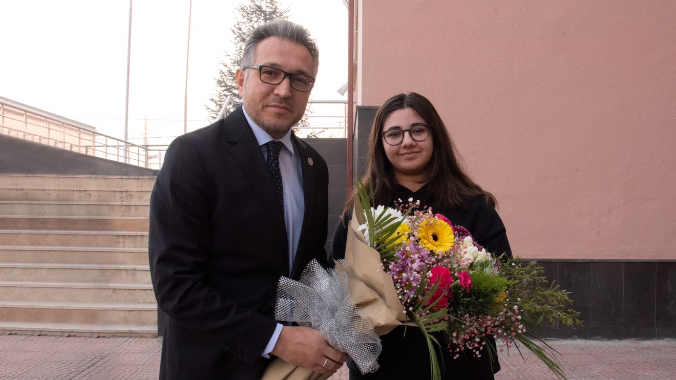 Rektör Prof. Dr. Aksoy, lise öğrencileriyle bir araya geldi